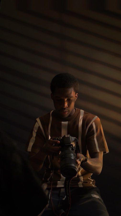 On Set still 4