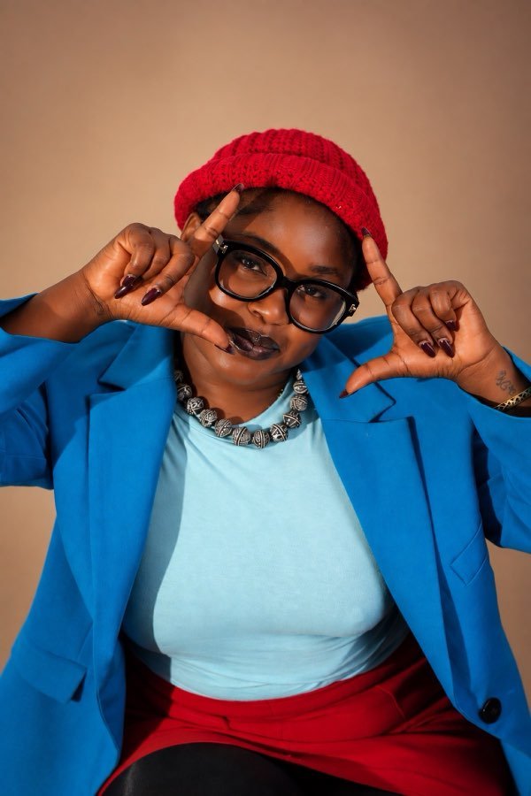 Studio Portraits still 3